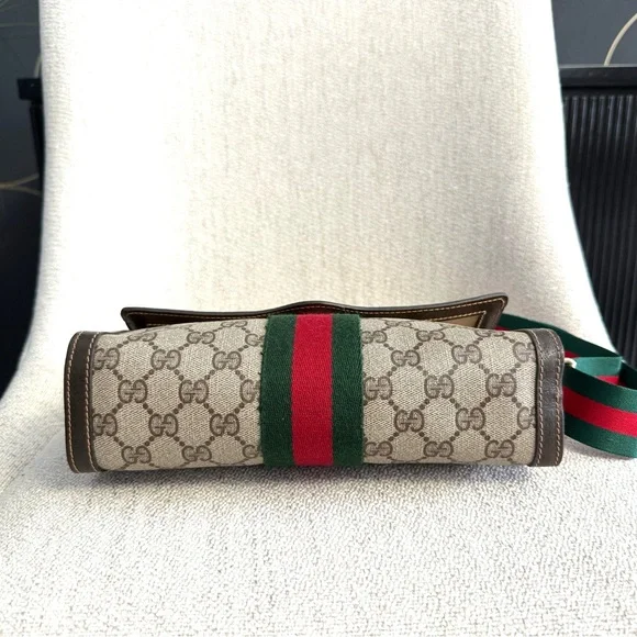 Authentic Gucci clutch converted into a crossbody bag brown monogram canvas - Picture 9 of 16